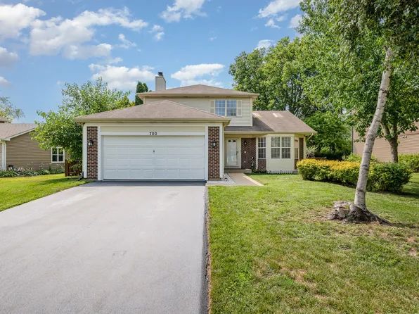 700 Lilac Dr, Algonquin, IL 60102