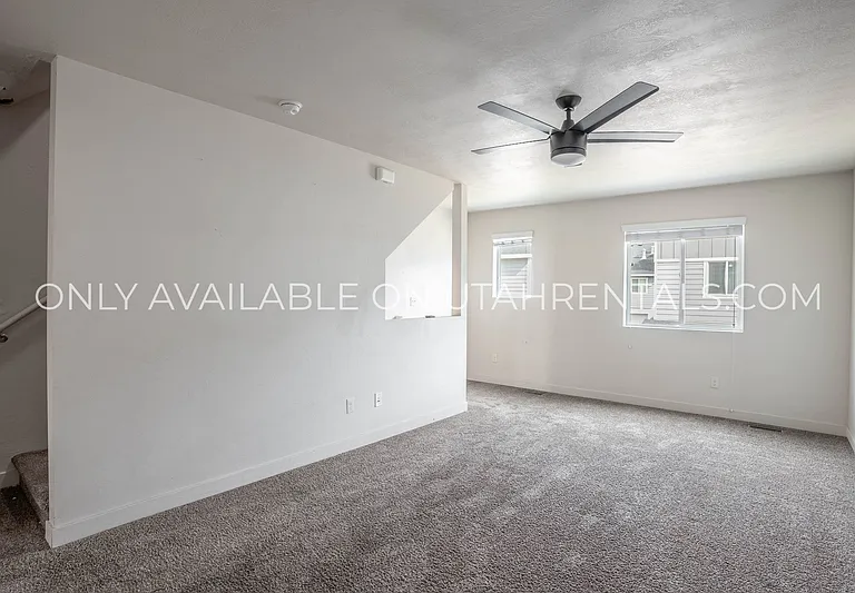 204 N 725 E — Photo 8
