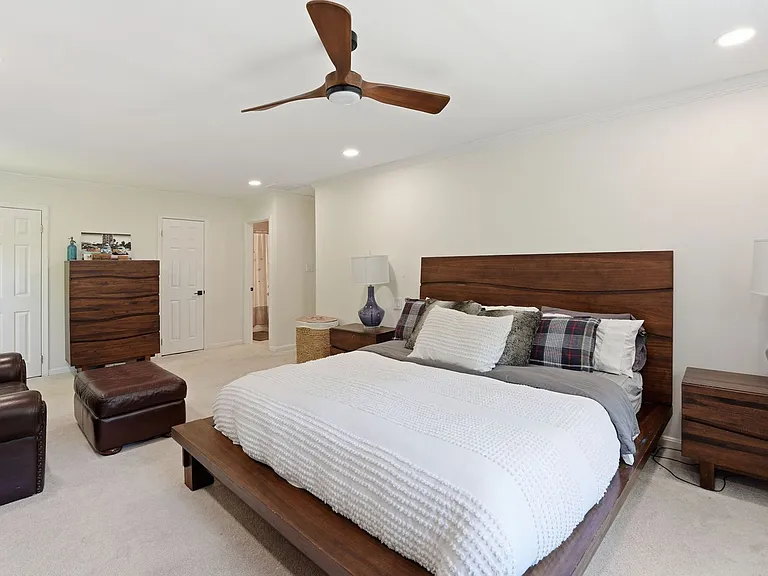8904 Arley Dr — Photo 14