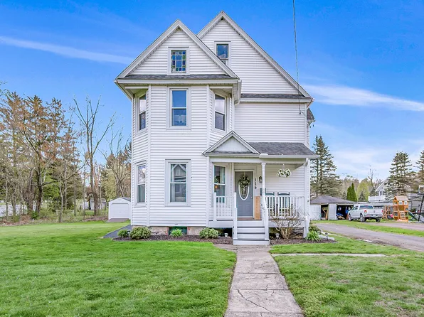 114 Cemetery St, Jermyn, PA 18433