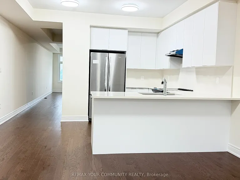 147 Berczy Green Dr — Photo 16