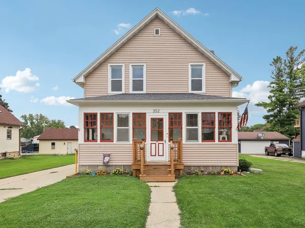 352 North Henninger STREET, Mayville, WI 53050