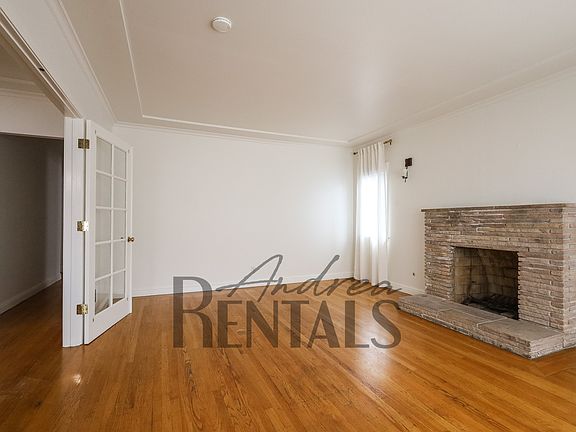 5th image of 580 Wesley Ave