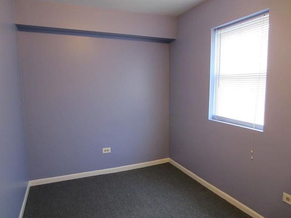 3rd image of 001738 N Richmond St #1