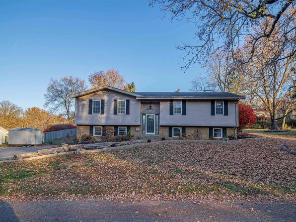 949 Treelane Dr, Newburgh, IN 47630