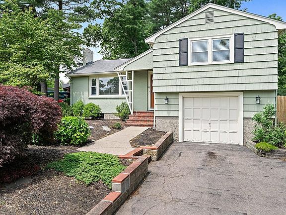 2nd image of 6 Turner Dr