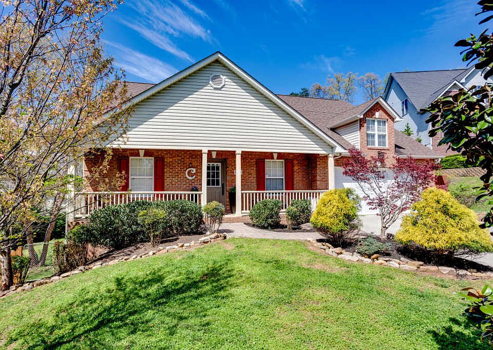 1st image of 6859 Avensong Ln