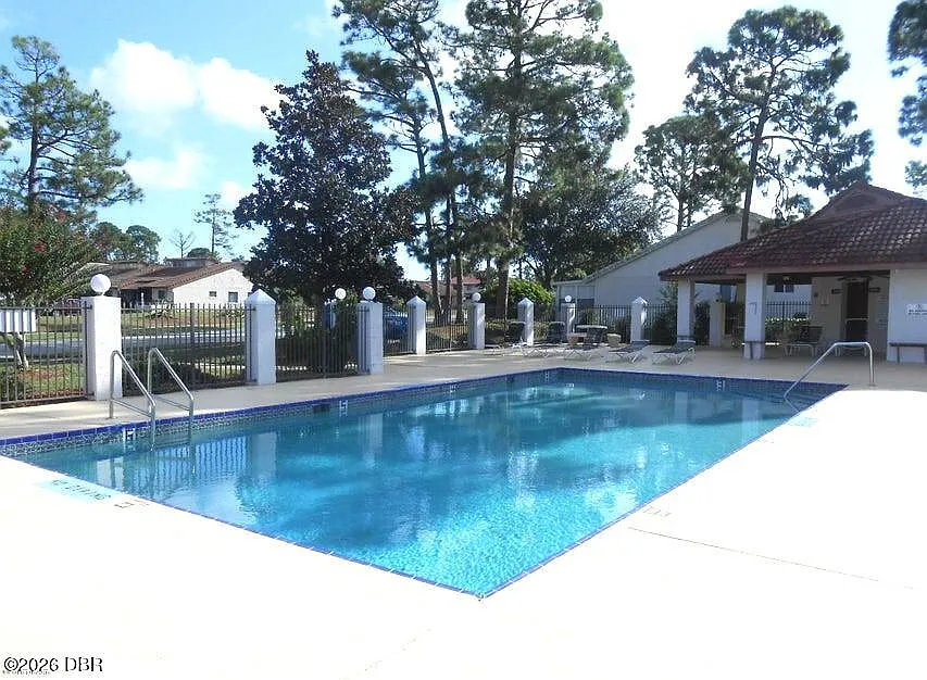 2 bed, 2.0 bath, 965 sqft, $1,795 — Photo 4