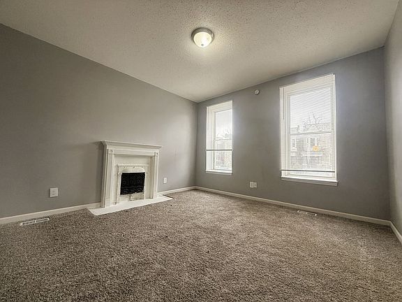 5th image of 5345 Wells Ave #1