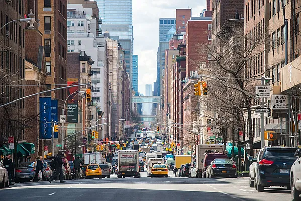 Rented by Compass | media 24