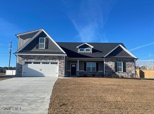 2814 Derreberry Ct, Winterville, NC 28590