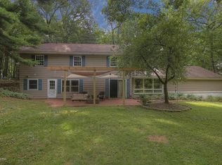 6606 Buttrick Ave SE, Alto, MI 49302