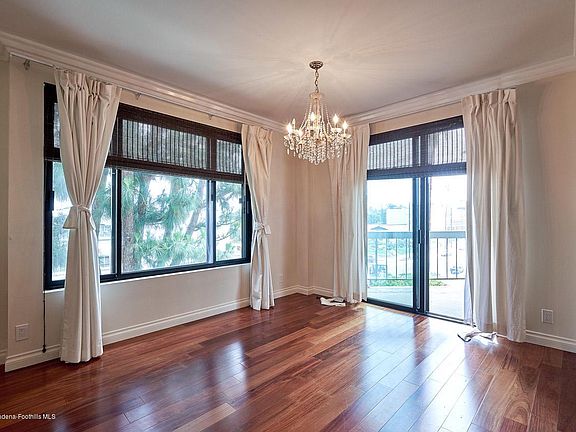 4th image of 4460 Wilshire Blvd APT 403