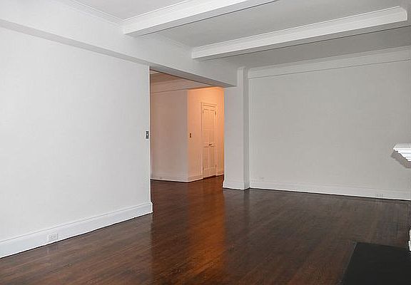 2nd image of 405 E 54th St APT 14A