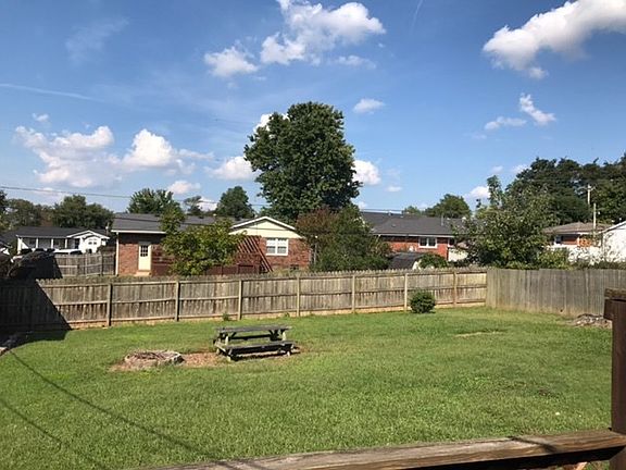 4th image of 4221 Pendley Ct