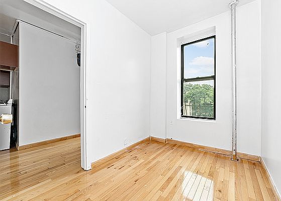 3rd image of 244 E 117th St APT 2C