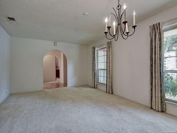 4th image of 3706 IGO ST