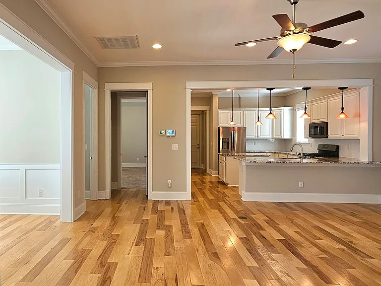 7710 Monarch Dr — Photo 45