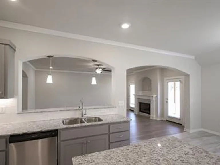 824 Copper St — Photo 12