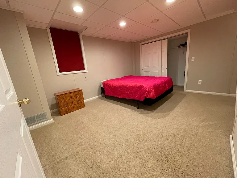 6041 Holywell Dr — Photo 16