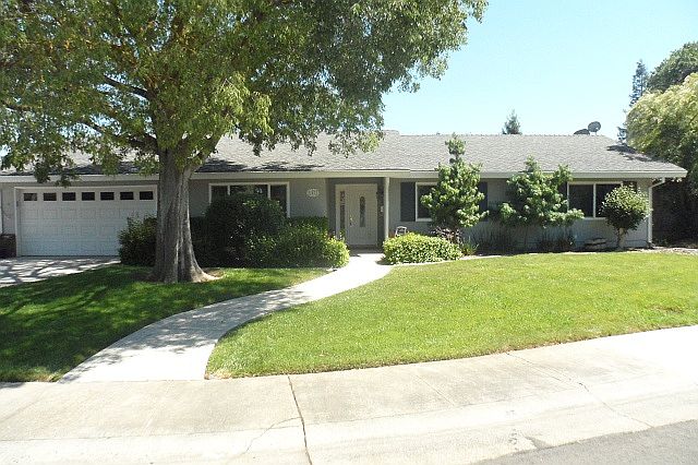 1st image of 9147 Plaza Park Dr