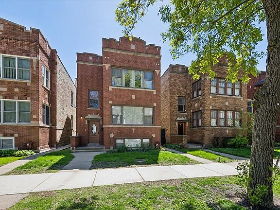 2nd image of 2629 W Winnemac Ave