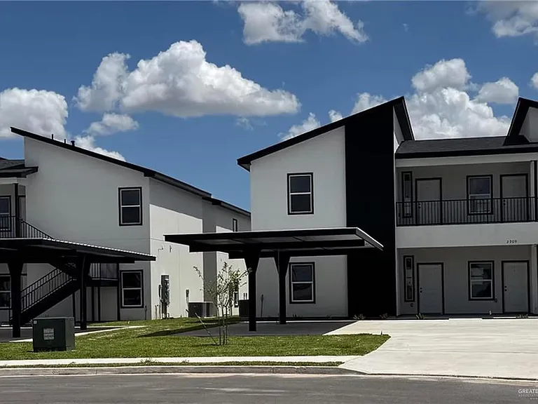 2905 Bravo Rd #A — Photo 5