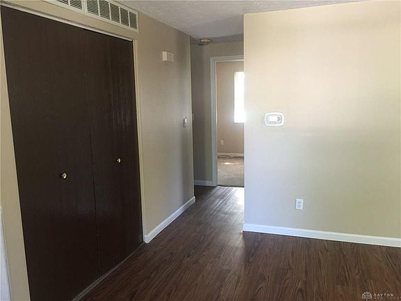 5th image of 7596 Dalmatian Dr