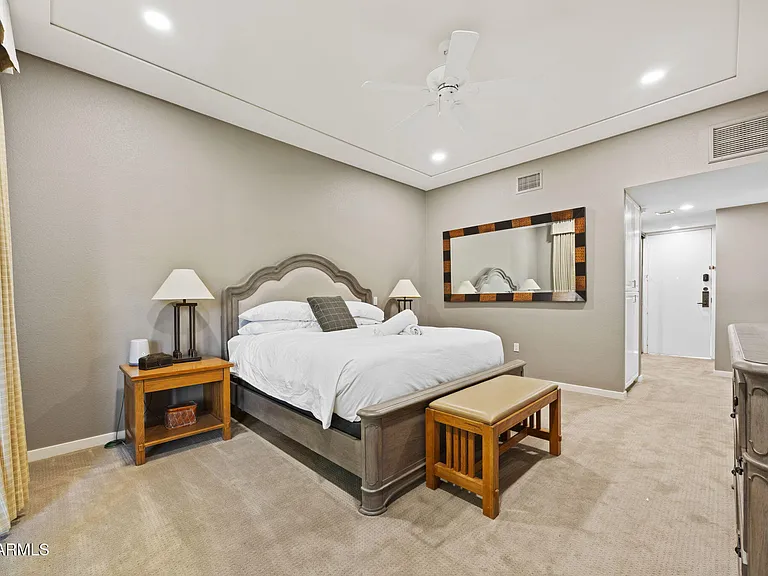 2802 E Camino Acequia Dr #8 — Photo 14