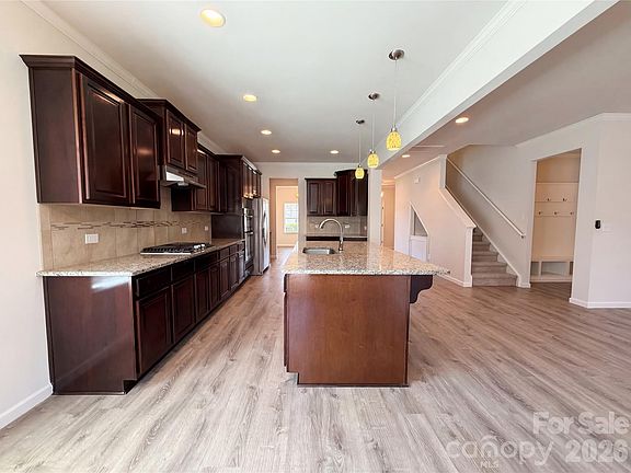 4th image of 2409 Grinstead Ct