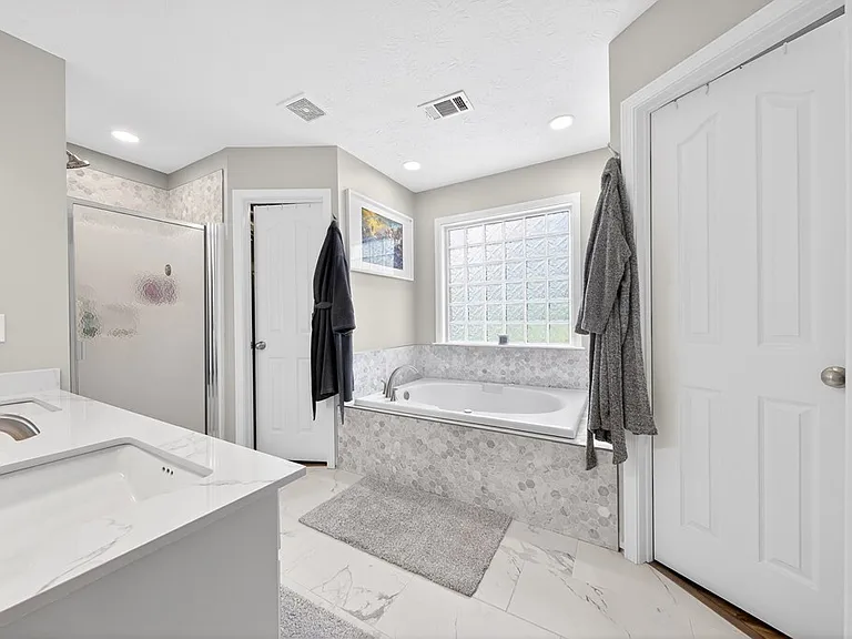 409 Lee Road 2141 — Photo 13