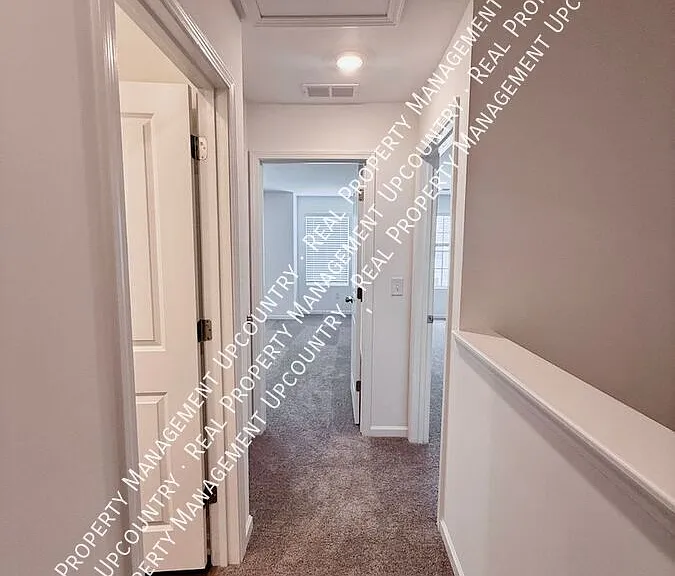131 Holly Oak Ct — Photo 18