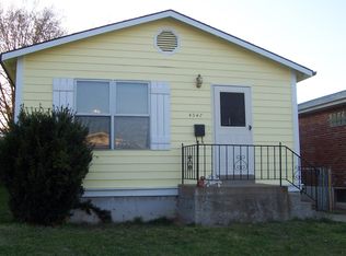 4547 Ray Ave, Saint Louis, MO 63116