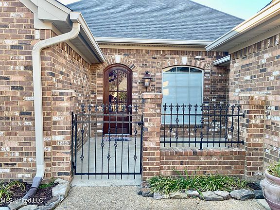 4th image of 547 Asbury Lane Dr