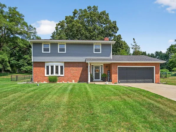 52266 Tammy Dr, Granger, IN 46530