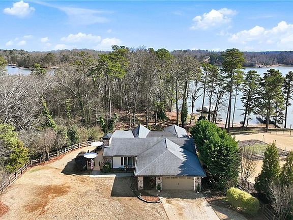 2nd image of 5218 Shirley Rd