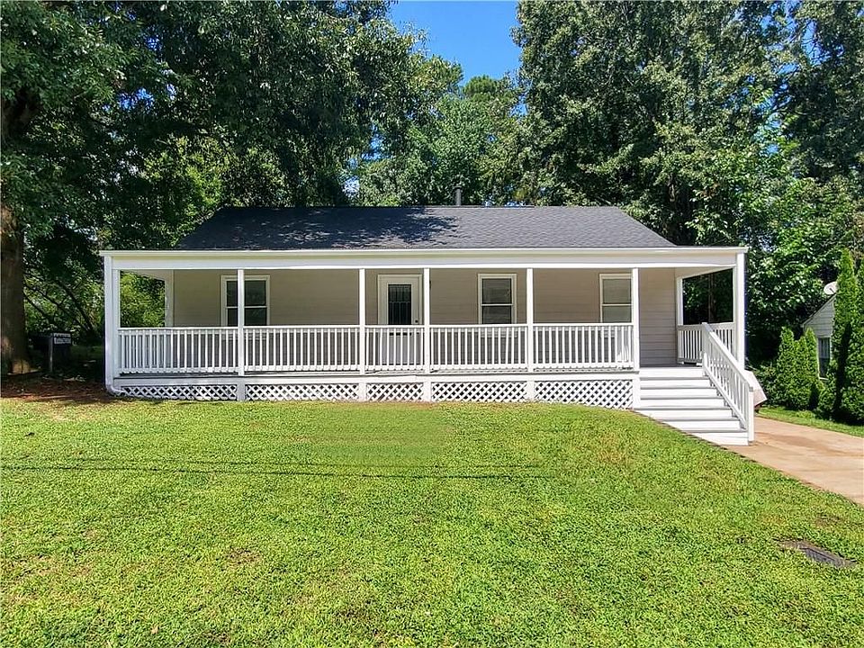 1st image of 1846 Clearwater Dr SE
