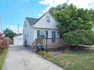 383 E 330th St, Willowick, OH 44095