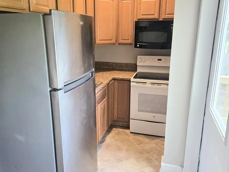 145 N Princeton Cir #26 — Photo 5