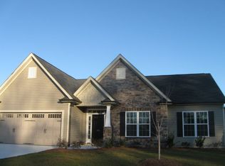 105 Waters Edge Dr, Archdale, NC 27263