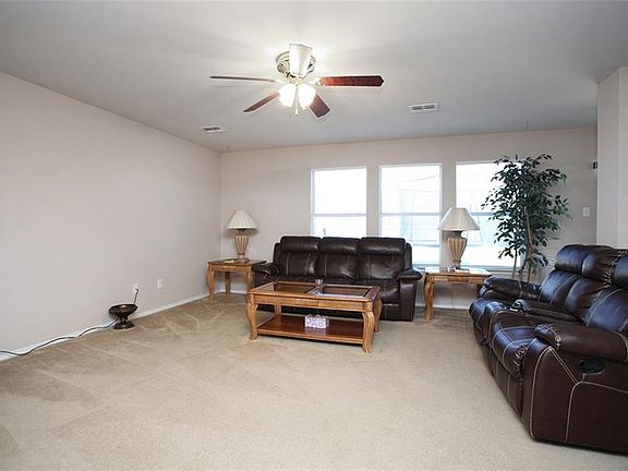 5th image of 8805 Chisholm Trl