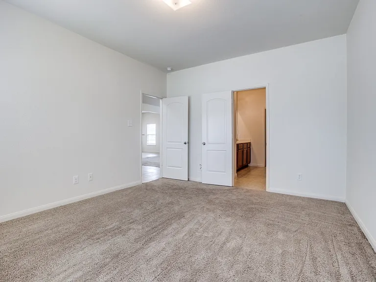 1622 White Mountain Way — Photo 18
