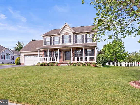 4th image of 197 Barley Cir
