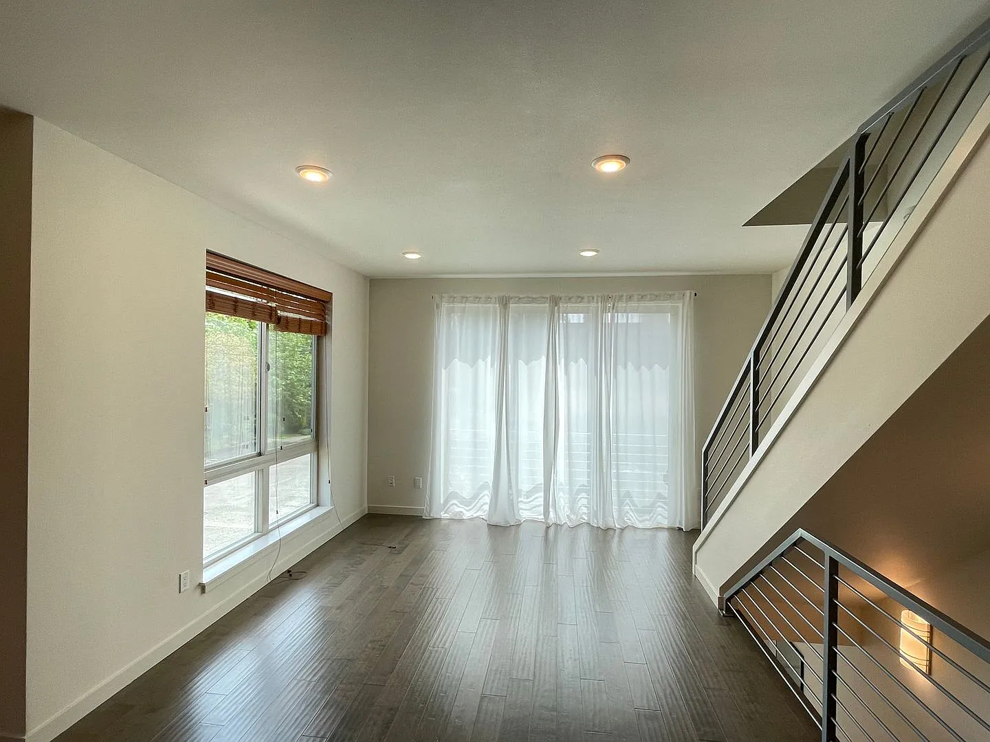 Great Townhome For Rent — Photo 2