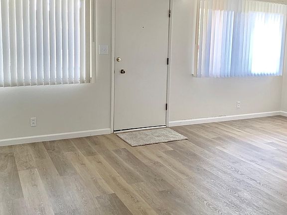 3rd image of 2095 Radio Ave #B