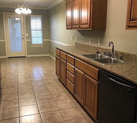 3rd image of 243 Copper Oaks Dr