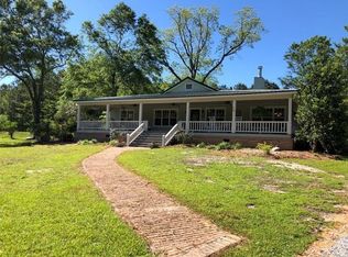 147 Springhill Rd, Lower Peach Tree, AL 36751