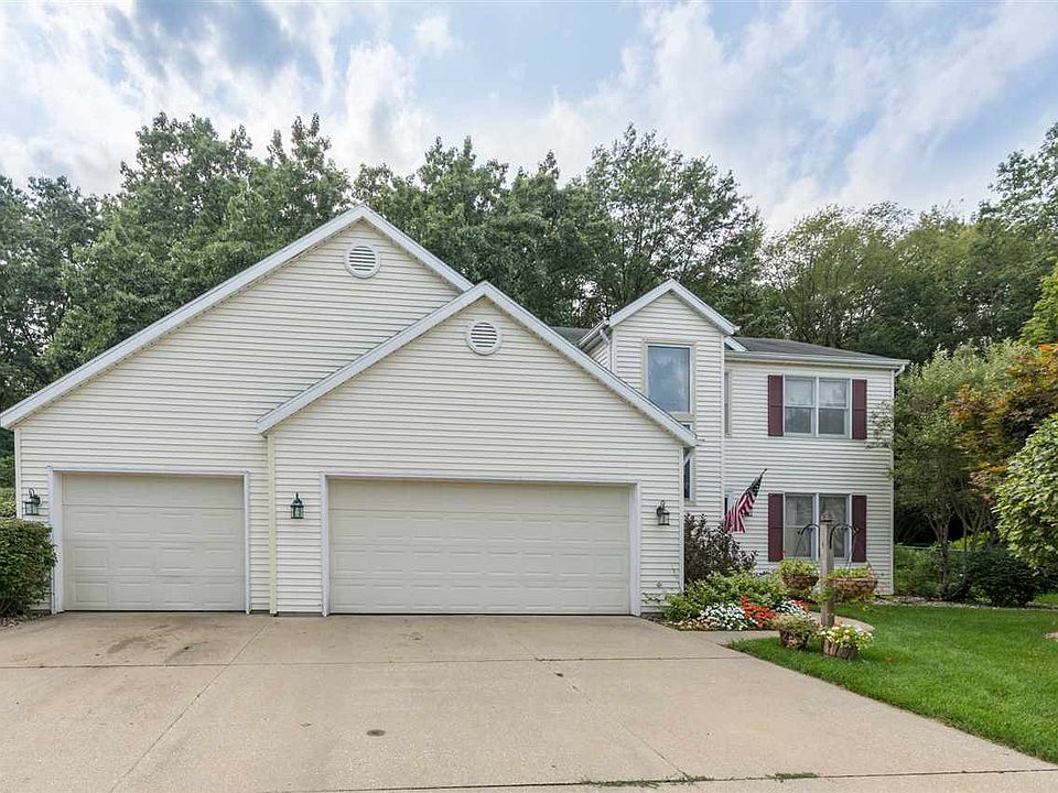 1st image of 50865 Coventry Ct