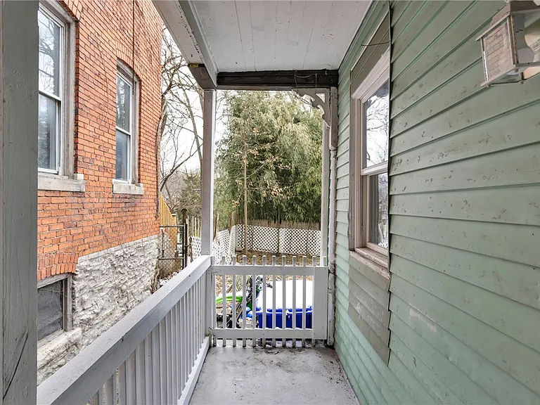 3246 Richardson Ave — Photo 31