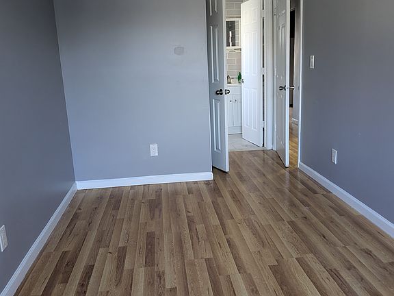 4th image of 1123 Gipson St Floor 1